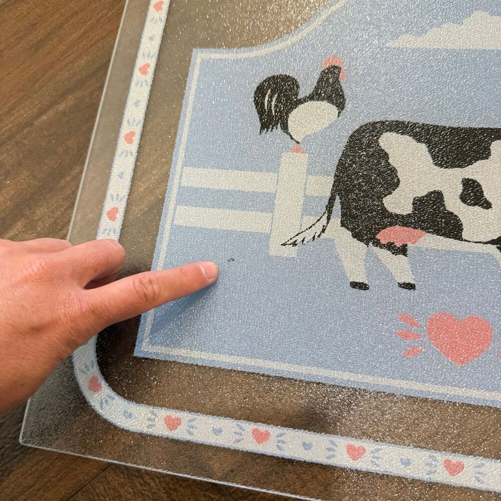 Vintage Holstein Cows Country Hearts 15”x18” Textured Glass Cutting Board - Picture 4 of 5